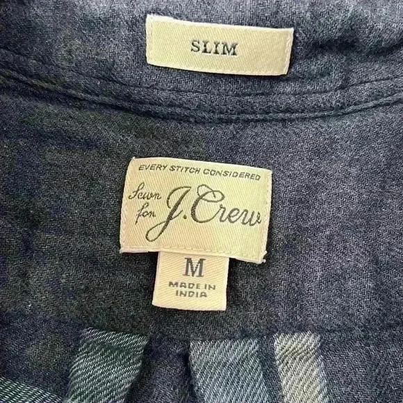 JCrew Buttondown Re-Imagined Navy Ultra Soft Slim Fit Size M Medium - Picture 2 of 4